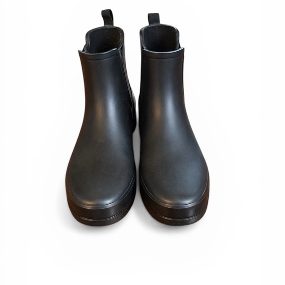 Hunter Shoes - Hunter Black Chelsea Rain Boots